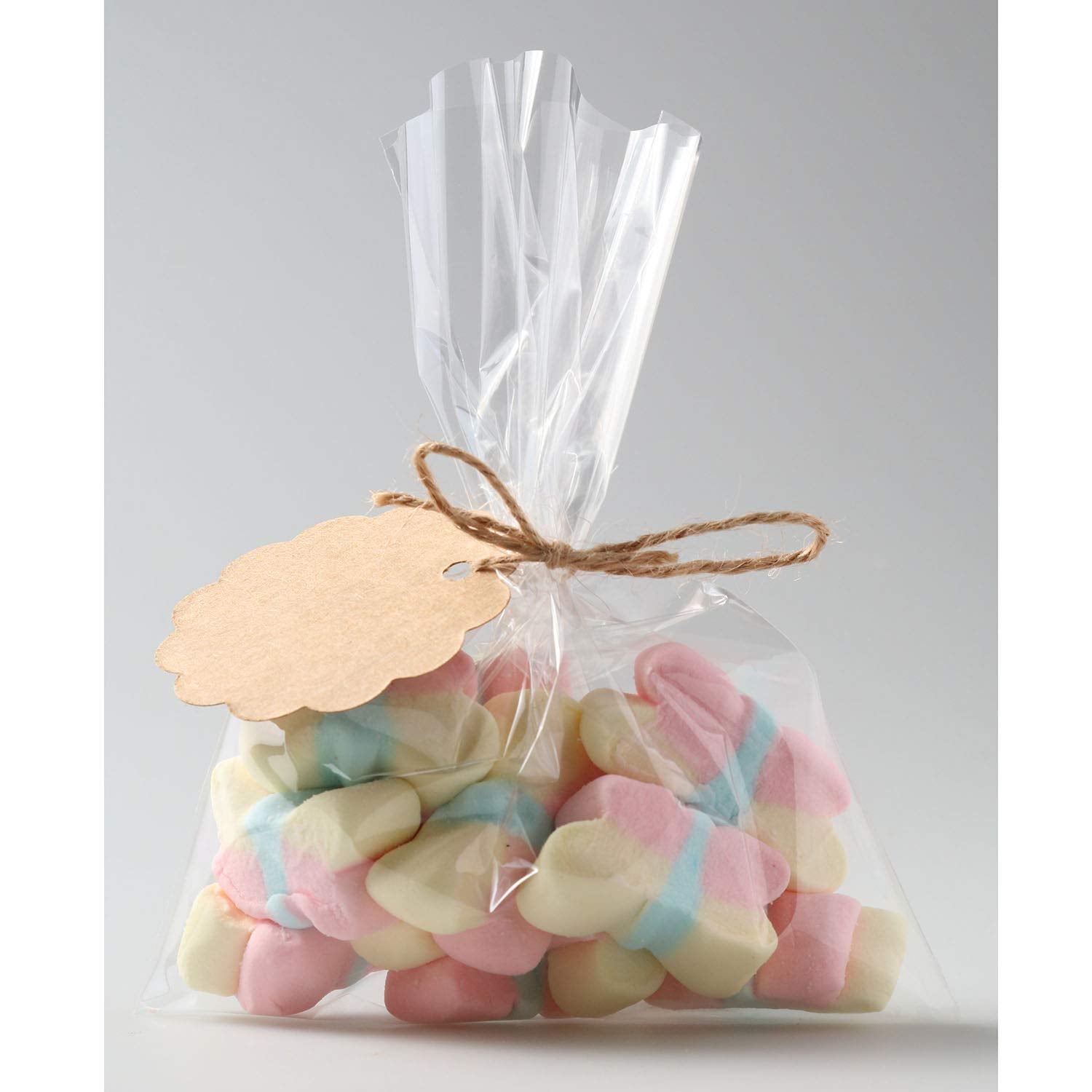 Morepack ambiente de fiesta con mesa de postres que realza regalos