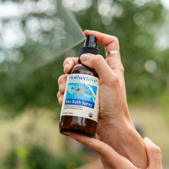 Motherlove ingredientes naturales alineados indicando pureza orgánica