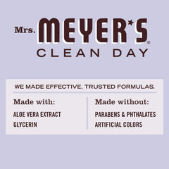 Mrs. Meyer's producto en uso rociando manos para higiene portátil
