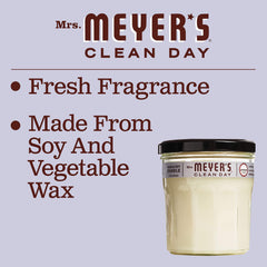 Mrs. MEYER'S vela junto a objeto para comparar tamaño, formato 7.2 oz fácil de ubicar