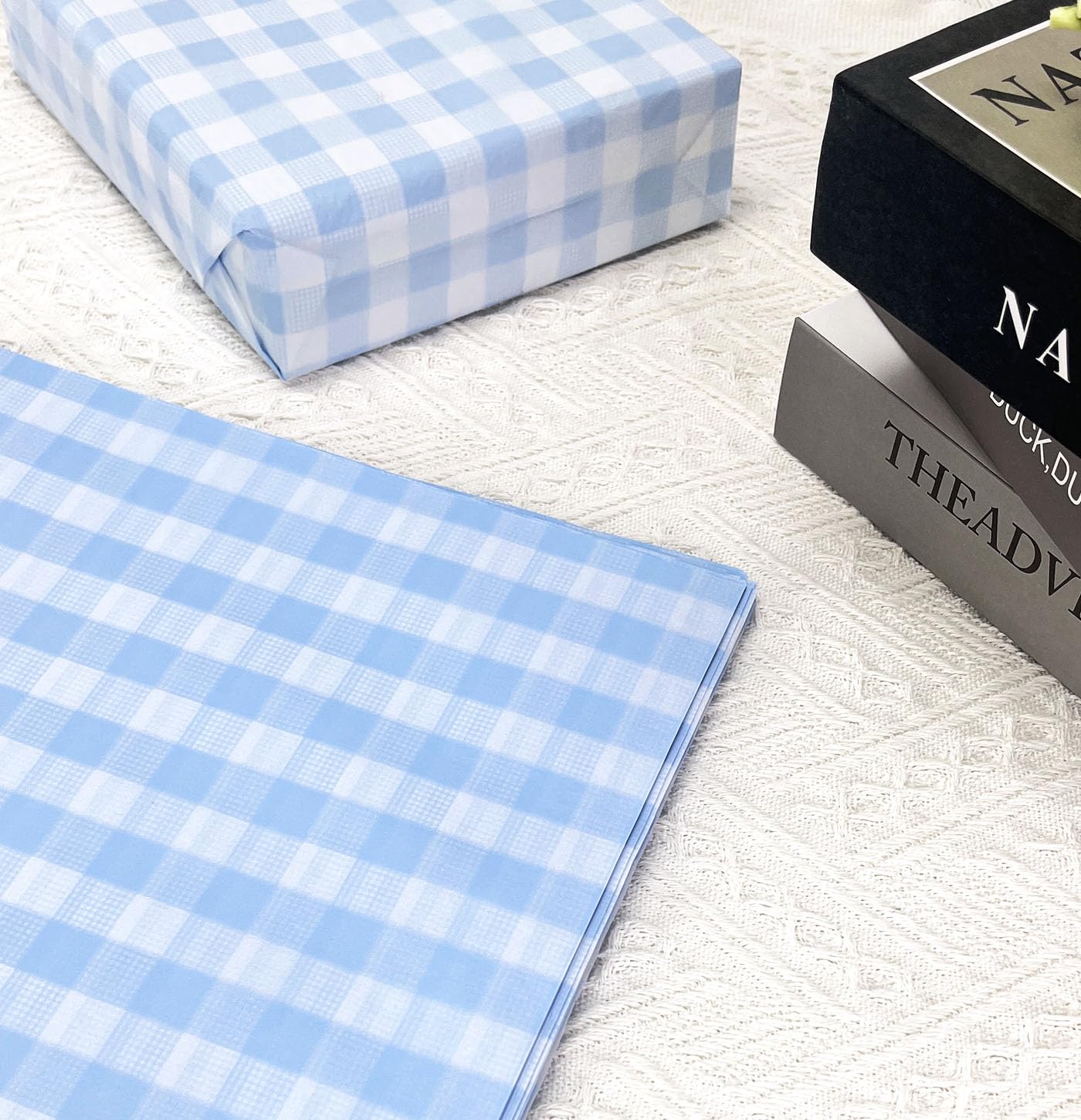 MUNILAIL regalo envuelto con papel vichy, acabado elegante