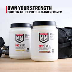 Persona tras entrenamiento con Muscle Milk, apoyo nutritivo y conveniencia