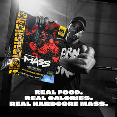 Mutant Mass batido de vainilla servido en vaso, bebida cremosa para recuperación