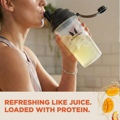 Detalle de la etiqueta Myprotein Clear Whey, información nutricional clara y legible