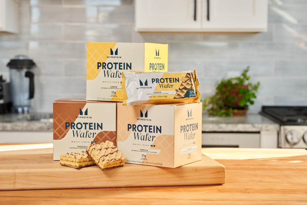 Myprotein cobertura de chocolate en detalle, aspecto indulgente bajo en azúcar