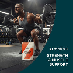 Myprotein bebida con creatina en mano tras entrenamiento, rápida recuperación