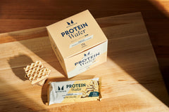 Myprotein detalle del recubrimiento de chocolate que potencia el sabor sin exceso azúcar