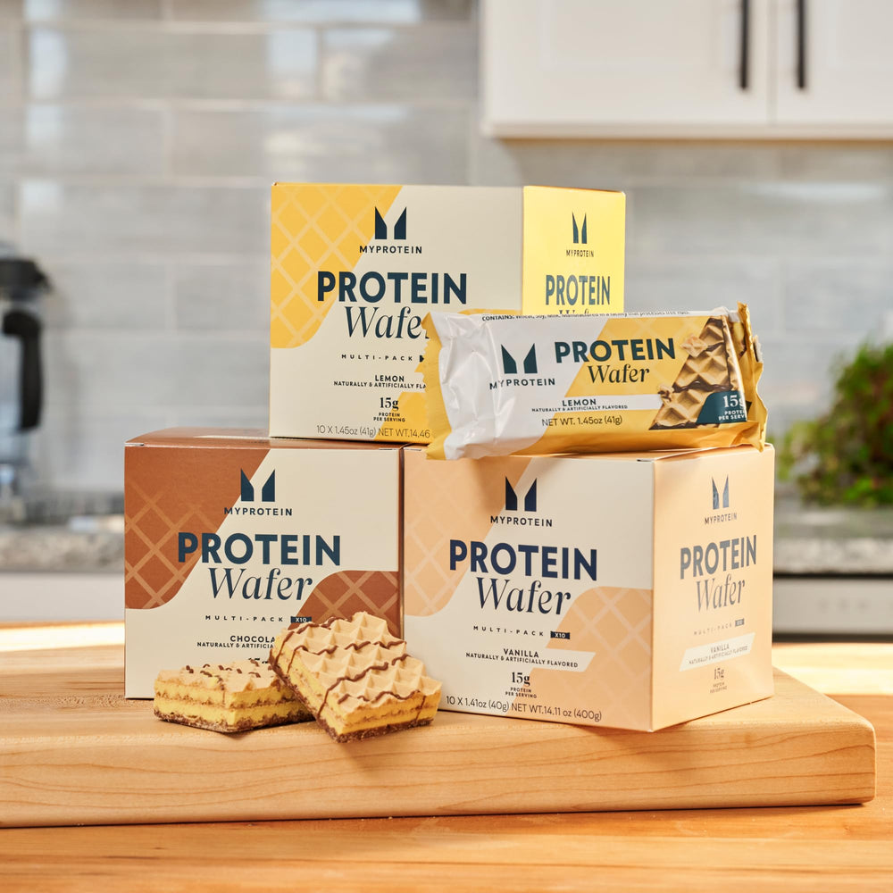 Myprotein corte de oblea mostrando capas crujientes, textura apetecible