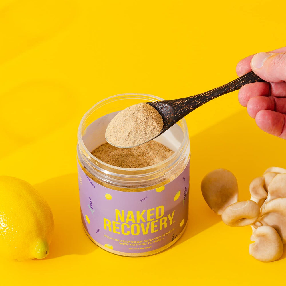 NAKED etiqueta de ingredientes destacando hongos y guindas ácidas