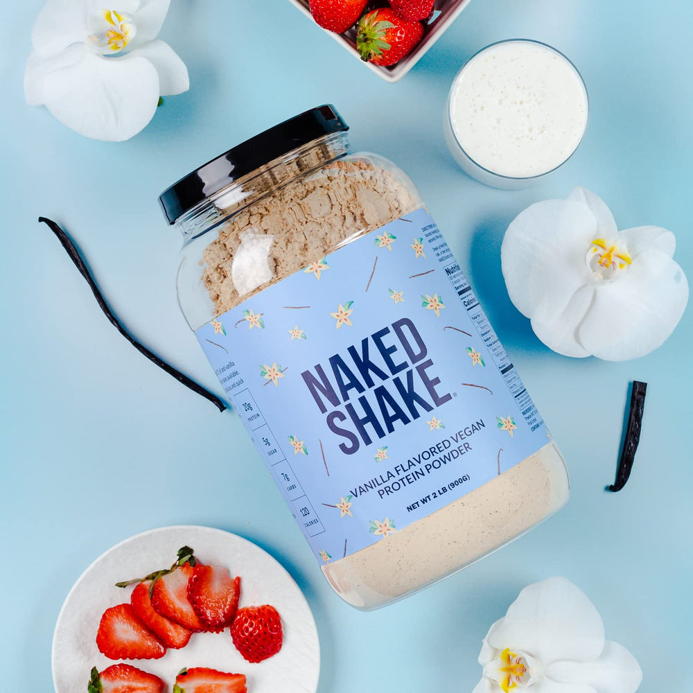 NAKED Shake ingredientes con guisantes en campo mostrando origen vegetal
