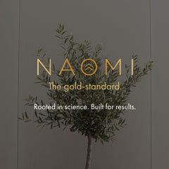 NAOMI empaque lateral con lista de características veganas y sin gluten