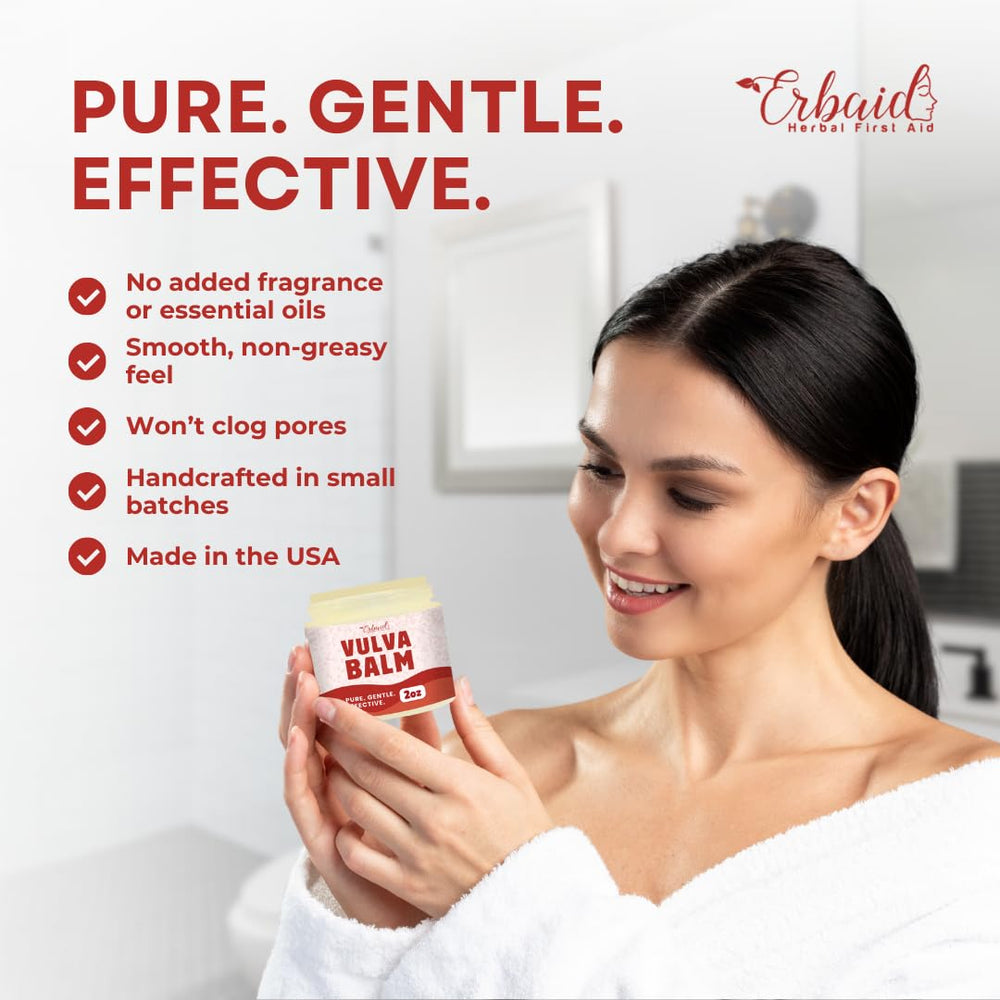 Natrulo mujer aplicando bálsamo externamente para confort íntimo
