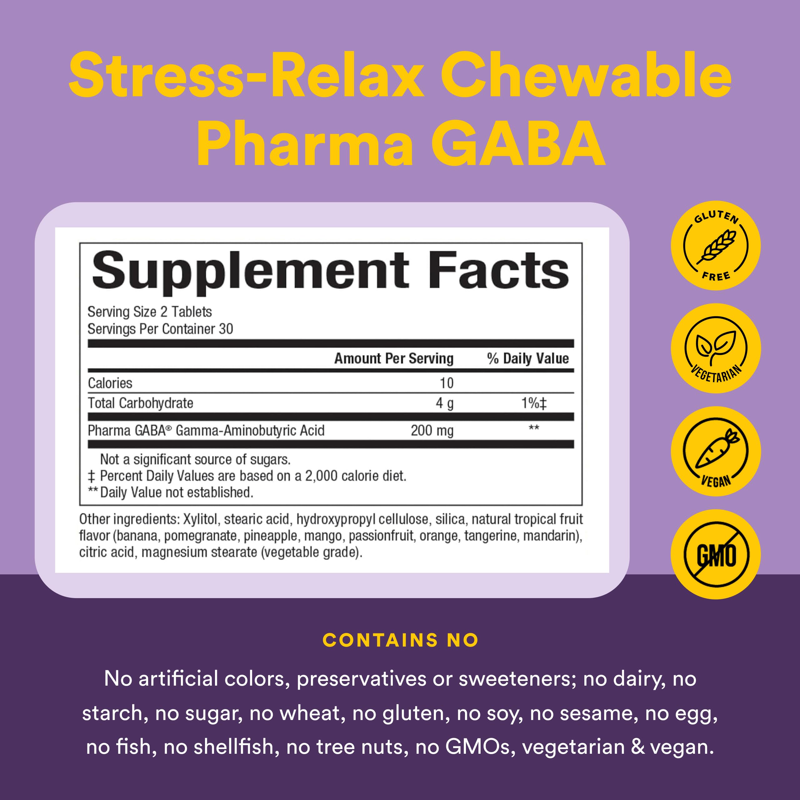 Persona tomando Natural Factors Pharma GABA antes de acostarse para favorecer sueño reparador