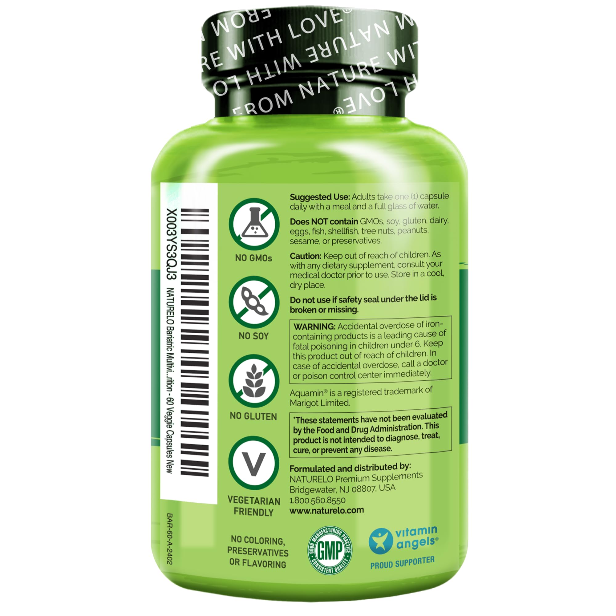 NATURELO botella junto a desayuno equilibrado mostrando estilo de vida saludable