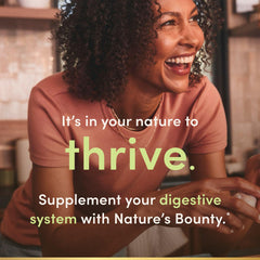 Nature's Bounty tableta junto a moneda para comparar tamaño y conveniencia diaria