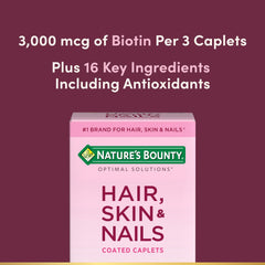 Nature's Bounty caplet en mano para mostrar tamaño y facilidad de ingestión
