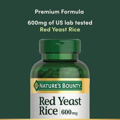Nature's Bounty polvo de Red Yeast Rice en primer plano, muestra la textura pura