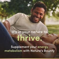 Nature's Bounty suplemento junto a un desayuno para integración en rutina