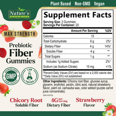 Nature's Gummies detalle de gominola resaltando textura masticable y sabor fresa