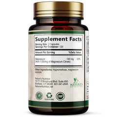 Nature's Nutrition botella sobre mesa de madera enfatizando envase vegano
