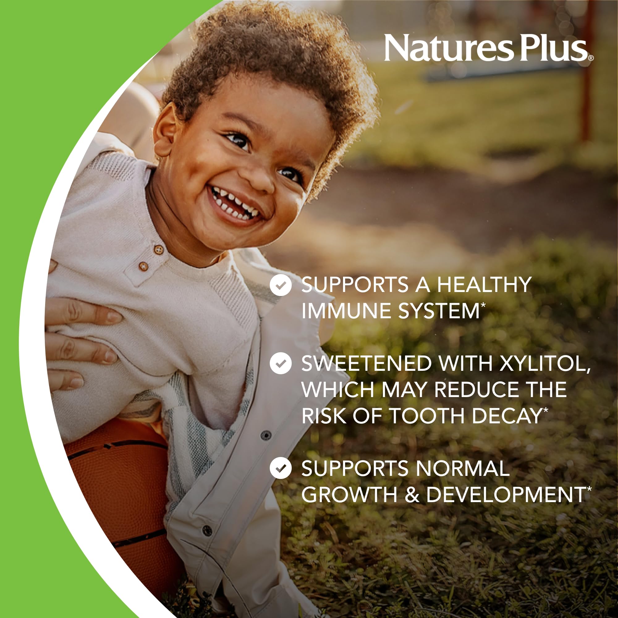 NaturesPlus comparación de tamaño de las tabletas junto a una moneda para escala
