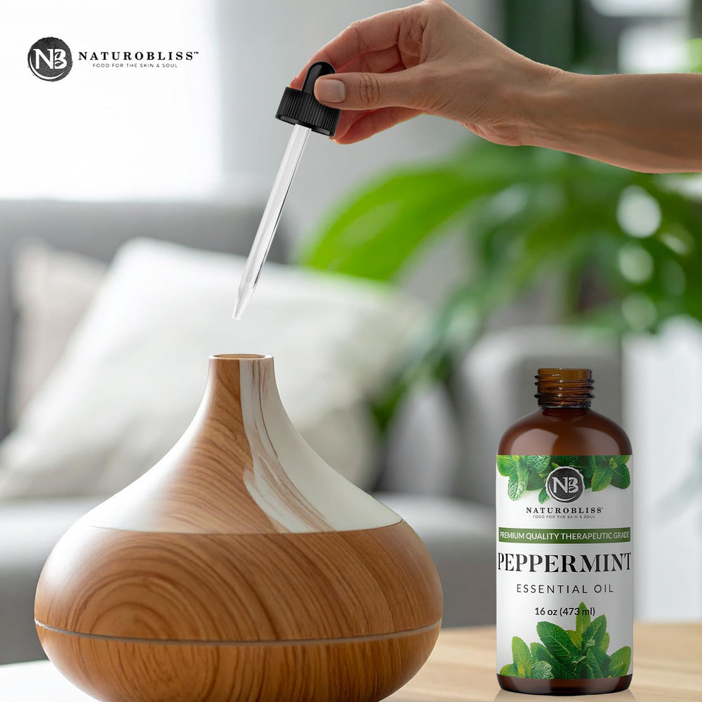 NaturoBliss aplicación diluida en masaje demostrando uso seguro
