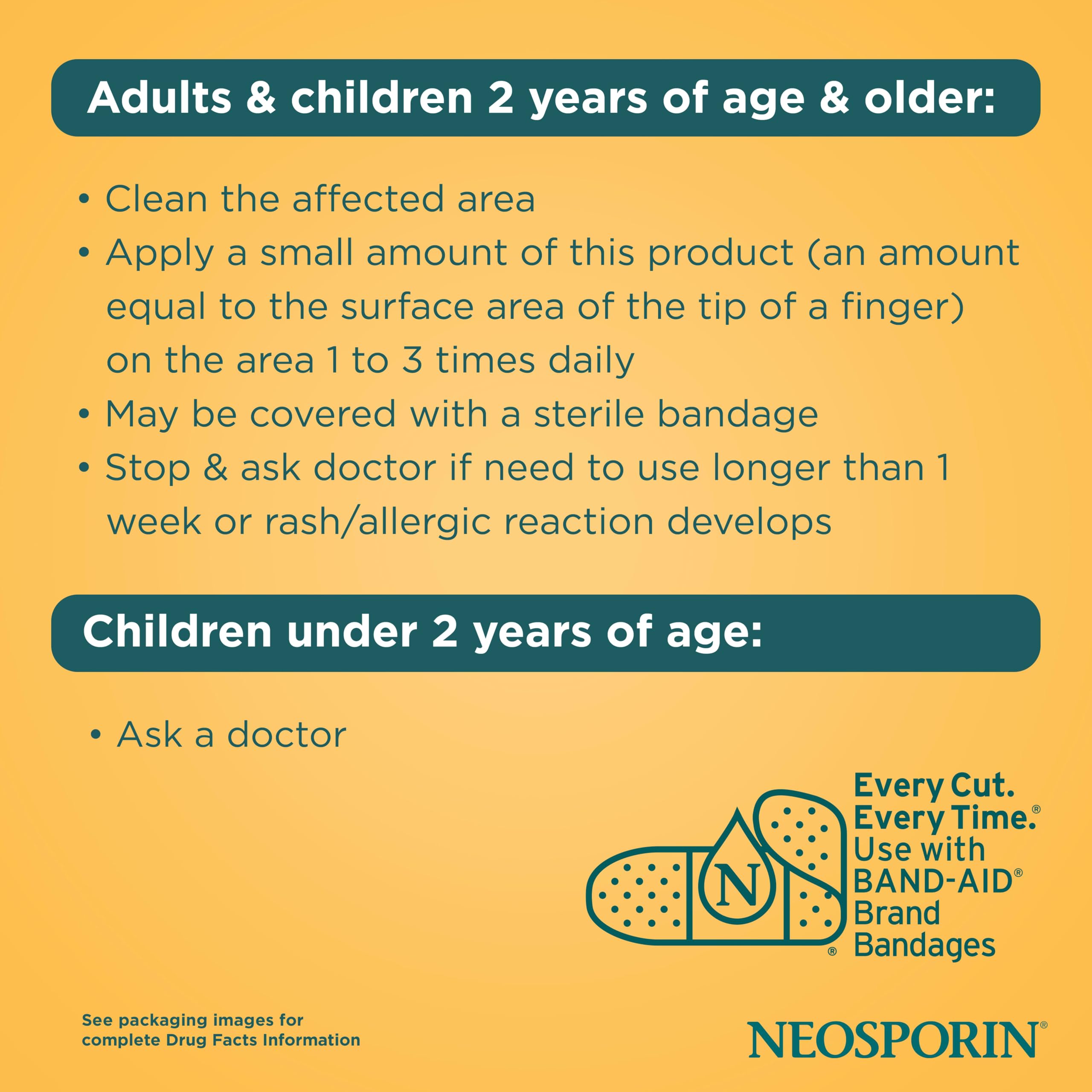 Neosporin cubierto con una curita en una herida leve, protección y recuperación