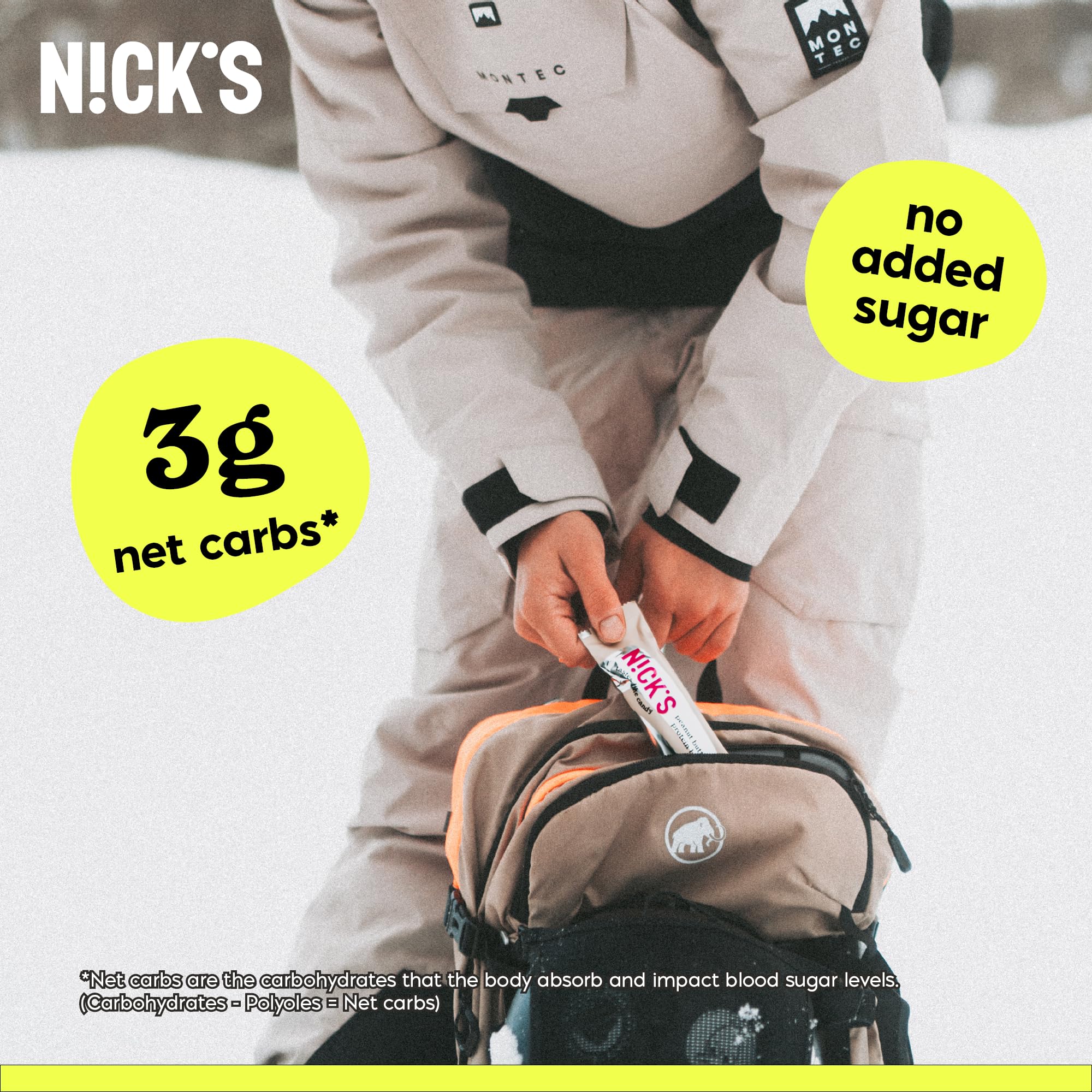 N!CK'S corte transversal que muestra textura fudgy y núcleo proteico