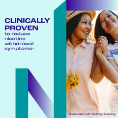 Nicorette caja abierta con montones de pastillas para suministro prolongado y conveniencia