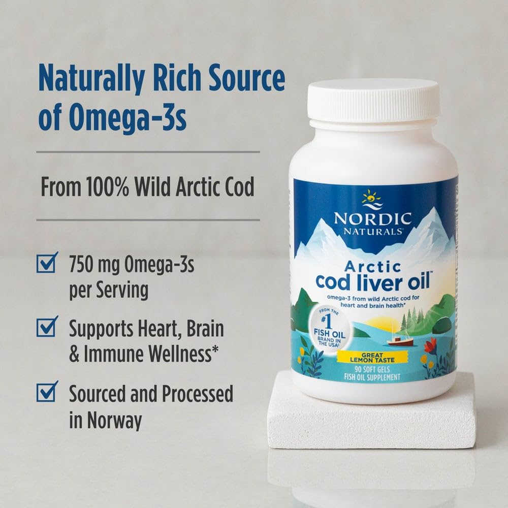 Nordic Naturals cápsula en mano para comparar tamaño y facilidad de ingesta