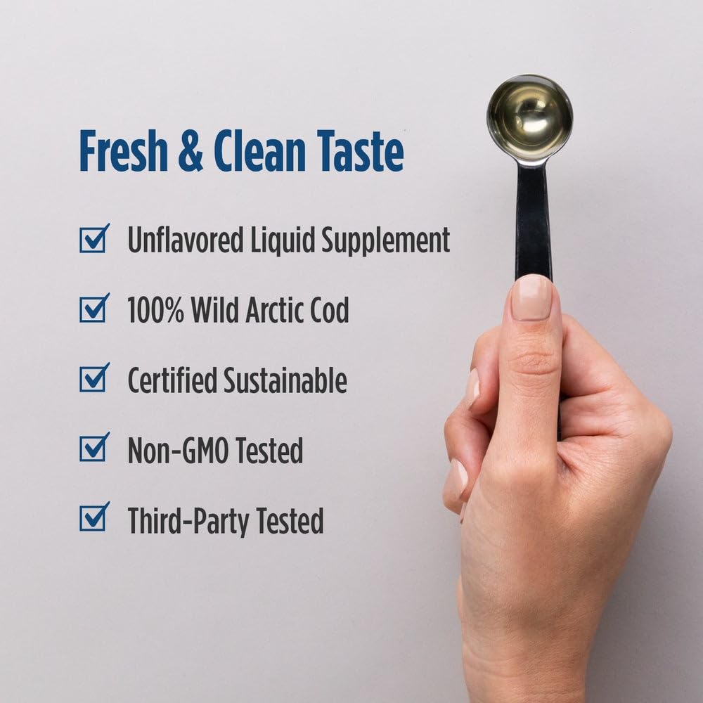 Nordic Naturals en uso con cucharita para dosificar fácilmente
