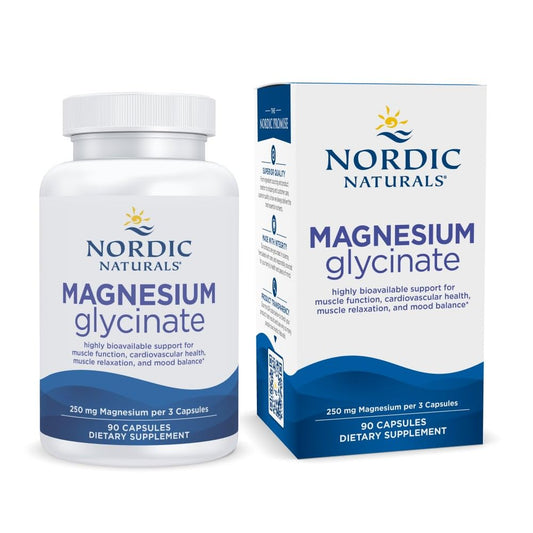 Nordic Naturals frasco delante mostrando el etiquetado claro y beneficios