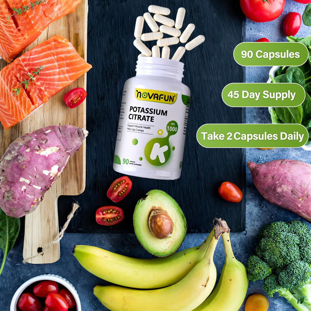 Novafun persona activa tomando cápsula para apoyo en estilo de vida