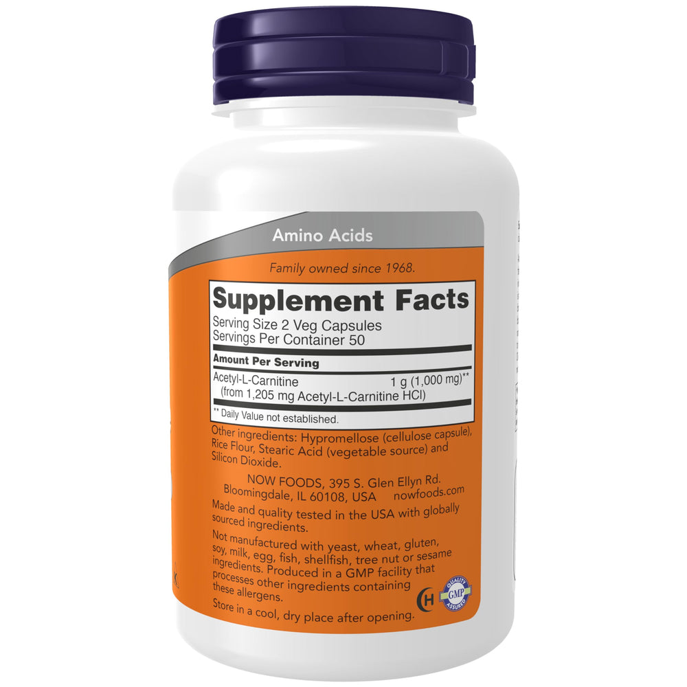 Cápsula vegetal de NOW Acetyl-L Carnitine en primer plano para fácil ingestión
