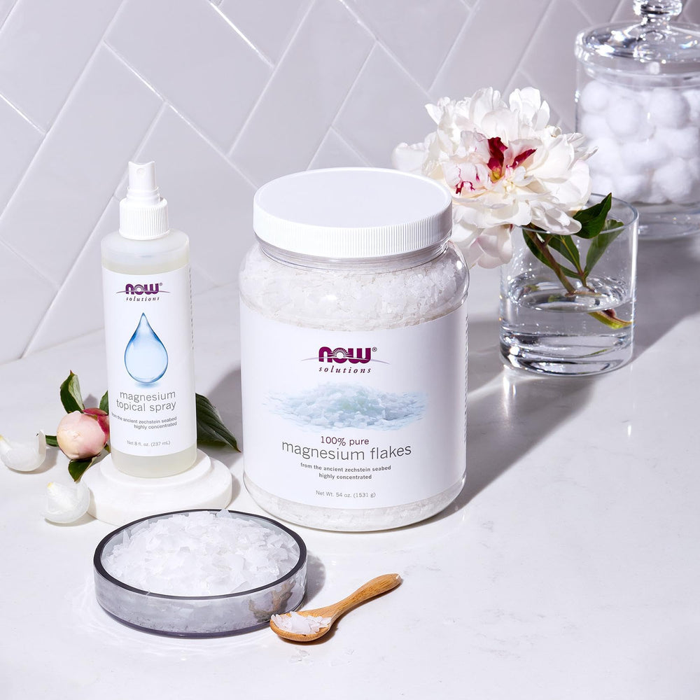 Comparación de tamaño del envase NOW Foods sobre balanza para valorar la cantidad