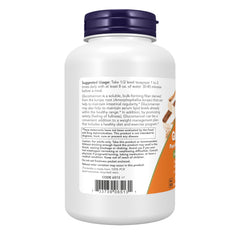Vaso con glucomannan de NOW Foods mezclado en agua para sensación de saciedad
