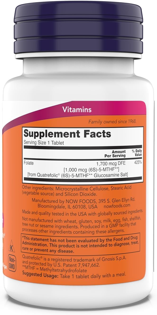 Primer plano de tabletas NOW Foods Methyl Folate mostrando forma y acabado, fácil de tragar