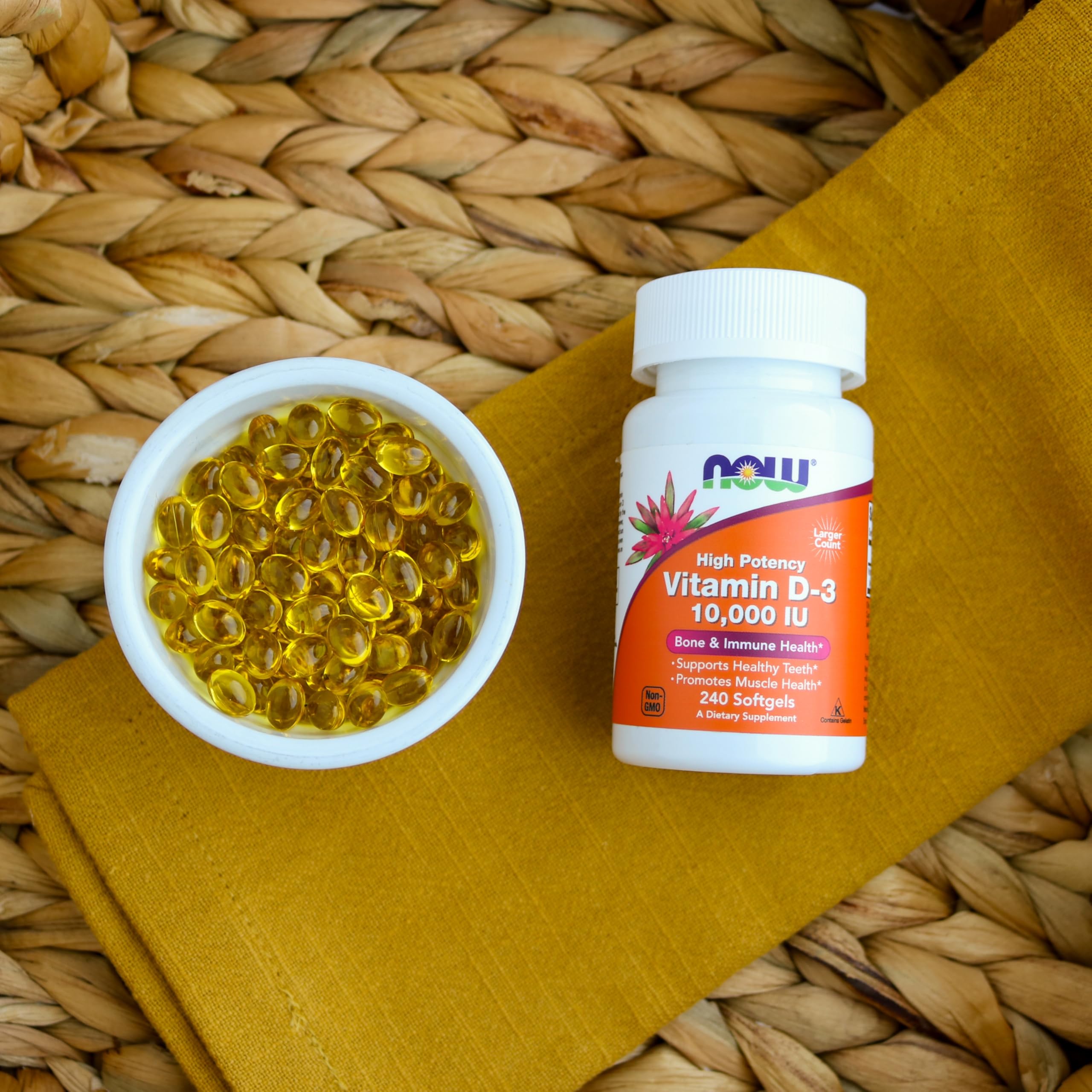 NOW Foods textura del softgel brillante que indica formulación líquida fácil de absorber