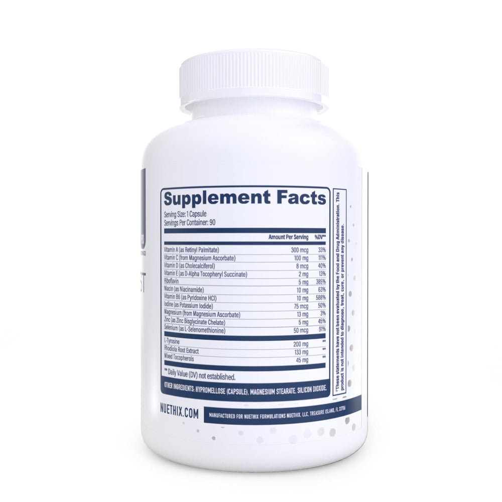 NuEthix Formulations cápsula en la mano ilustrando dosis y conveniencia diaria