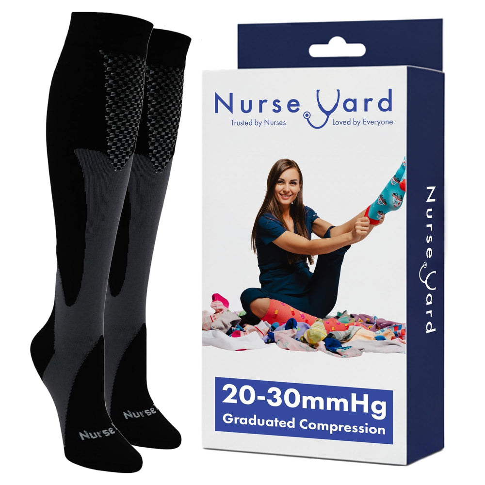 Nurse Yard vista frontal del empaque mostrando par negro y beneficio de soporte