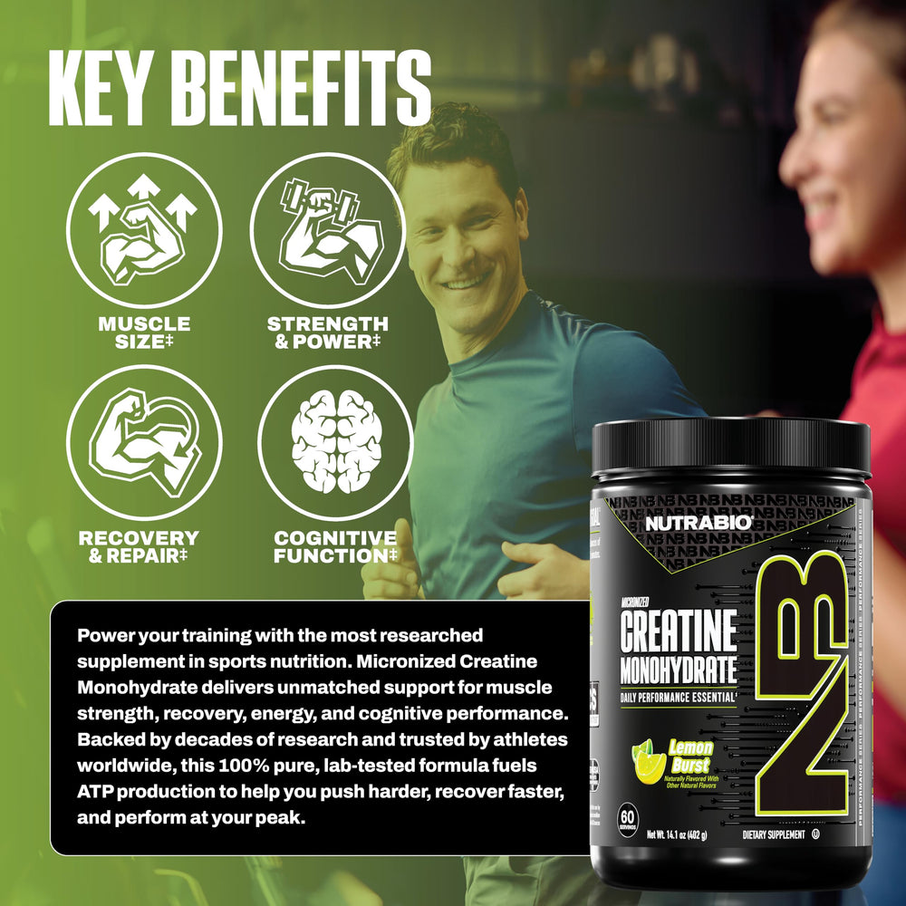 NutraBio vaso con mezcla disuelta bebida energética postentreno