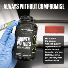 NutraBio Growth Peptides detalle de fórmula PeptiStrong y DiLeucina eficacia