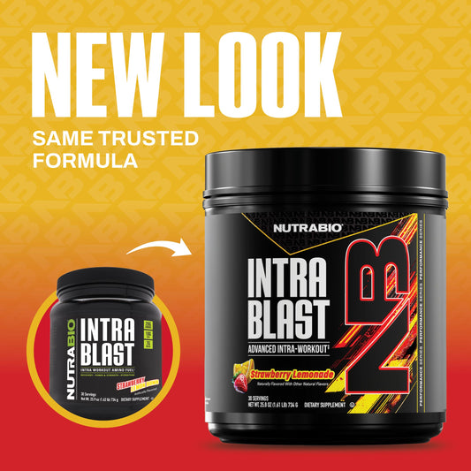 Polvo NutraBio Intra Blast mostrando textura fina y fácil disolución