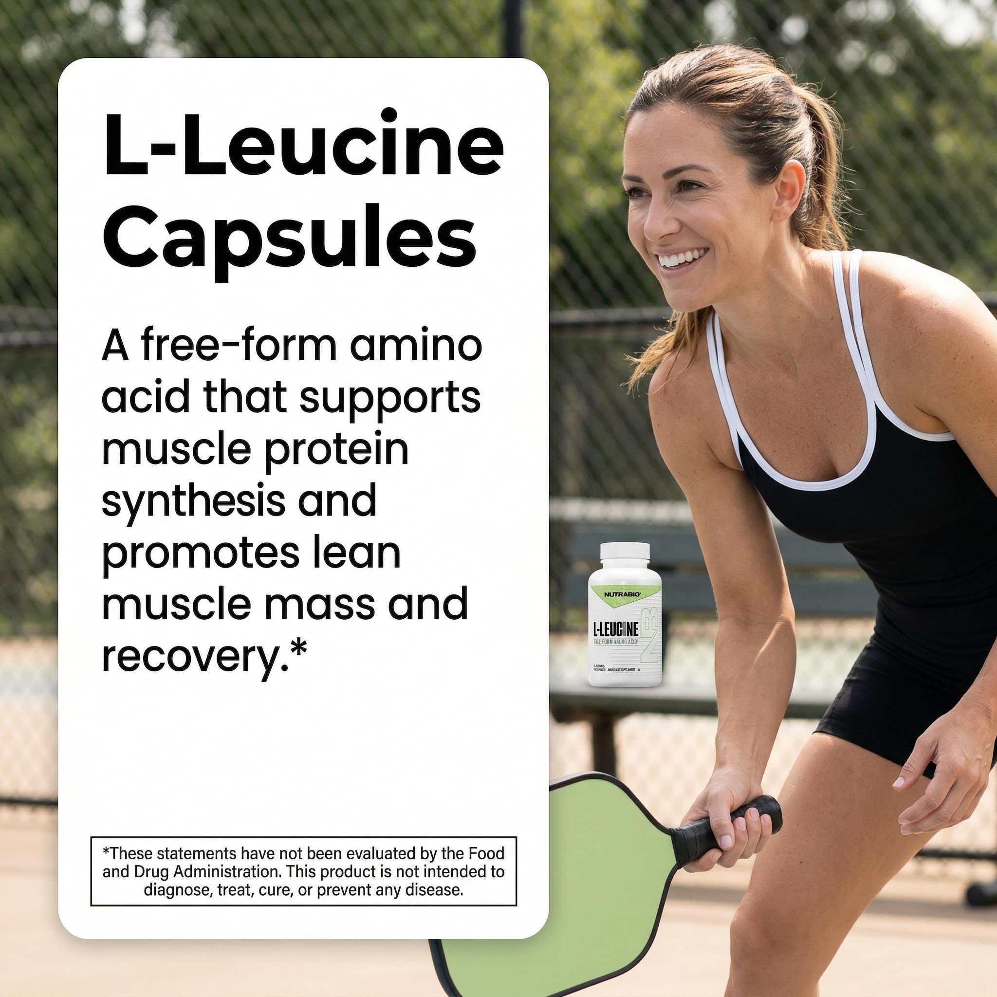 NutraBio frasco en un entorno de gimnasio ilustrando uso real