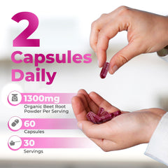 Nutrathrive cápsulas en mano para comparar tamaño y comodidad de uso