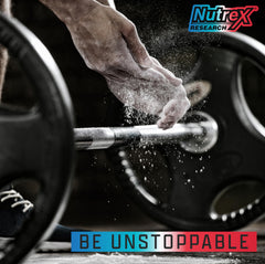 Nutrex Research escena de recuperación post-entreno mostrando comodidad y sabor