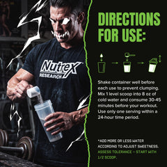 Nutrex Research Outrage en gimnasio, atleta tomando pre-entreno para mejor rendimiento