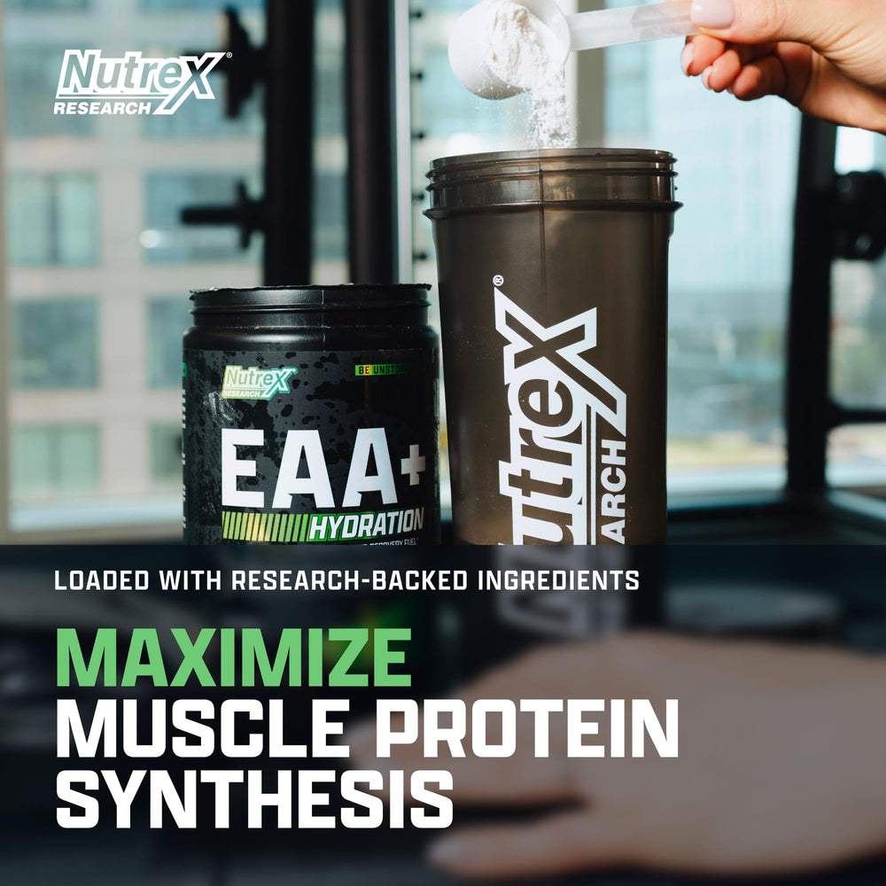 Nutrex Research vaso con bebida preparada demostrando hidratación y sabor refrescante