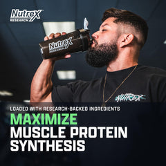 Nutrex Research vaso con bebida mezclada mostrando hidratación instantánea