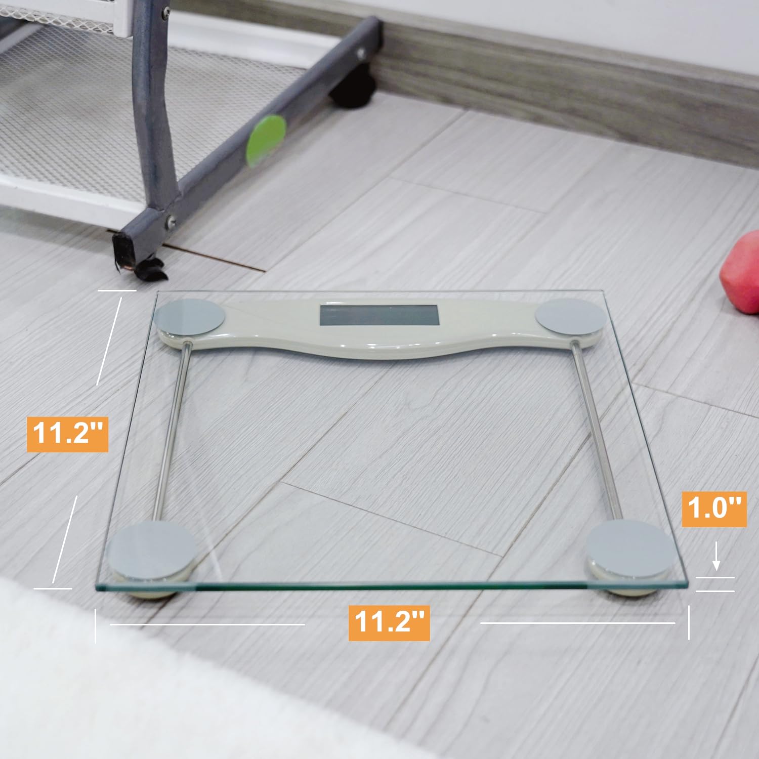 NUTRI FIT en baño moderno mostrando integración estética y práctica